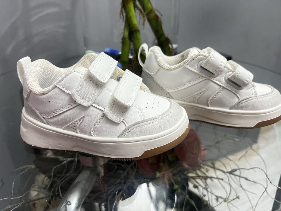 Детские кроссовки next