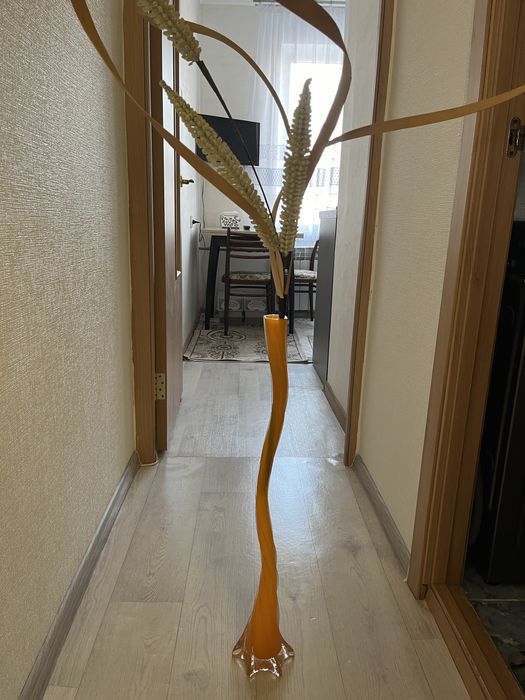 Ваза напольная с камышом