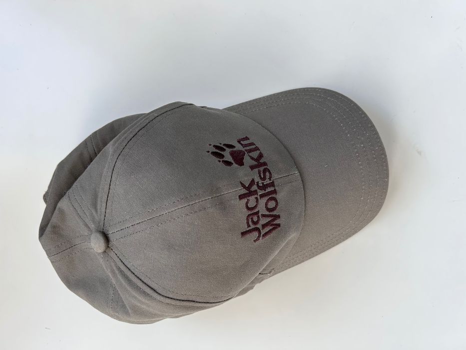 Шапки Siesel, Under Armour, Jack Wolfskin