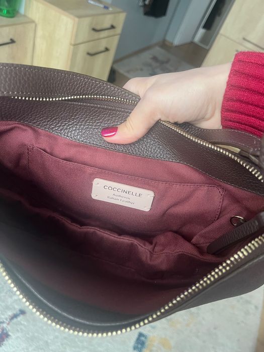 Кафява чанта Coccinelle