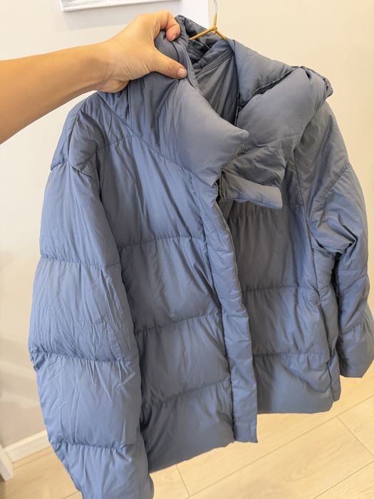 Продам куртку Юникло