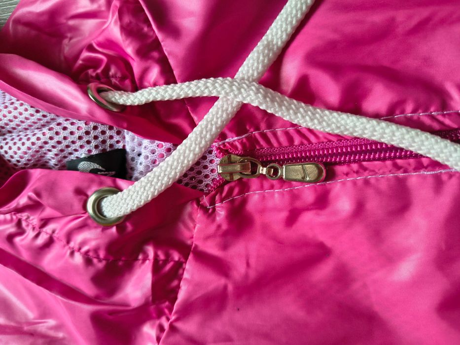 ПРОМО: Nike - Дамско шушляково яке