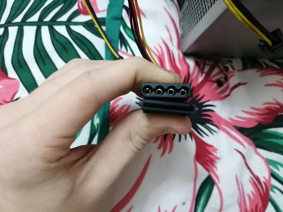 Продам блок питания Vortex 400