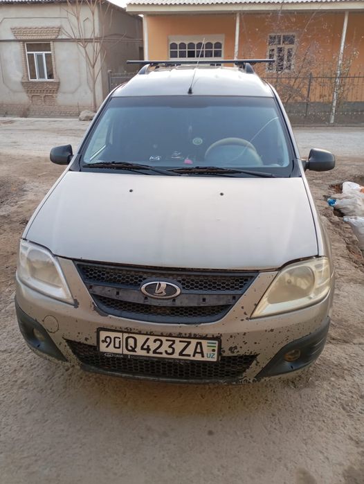 Нормальное состояние, но едет. Без проблем. Метан. 2018 йил 7 мест