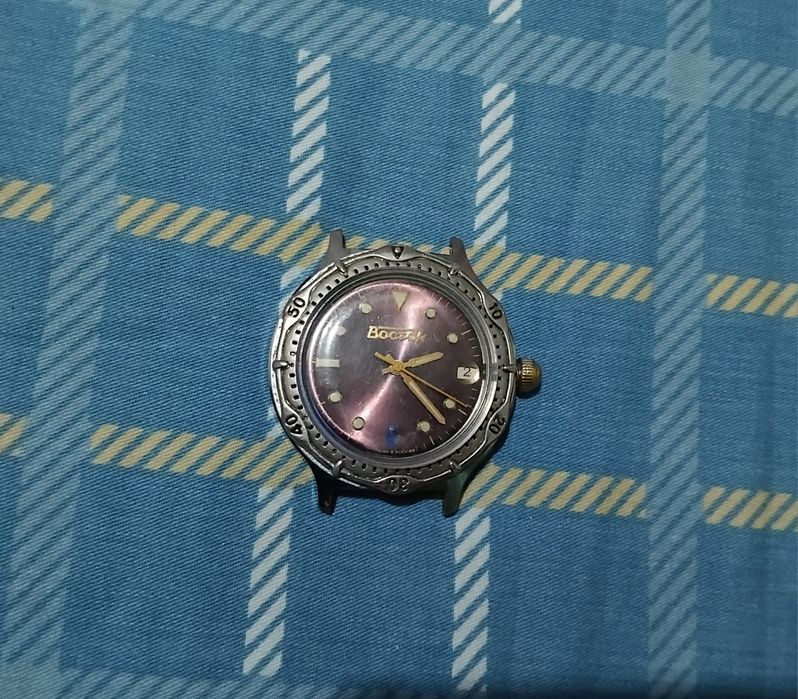 Продам Часы все за 70000 тг. Район Бурова