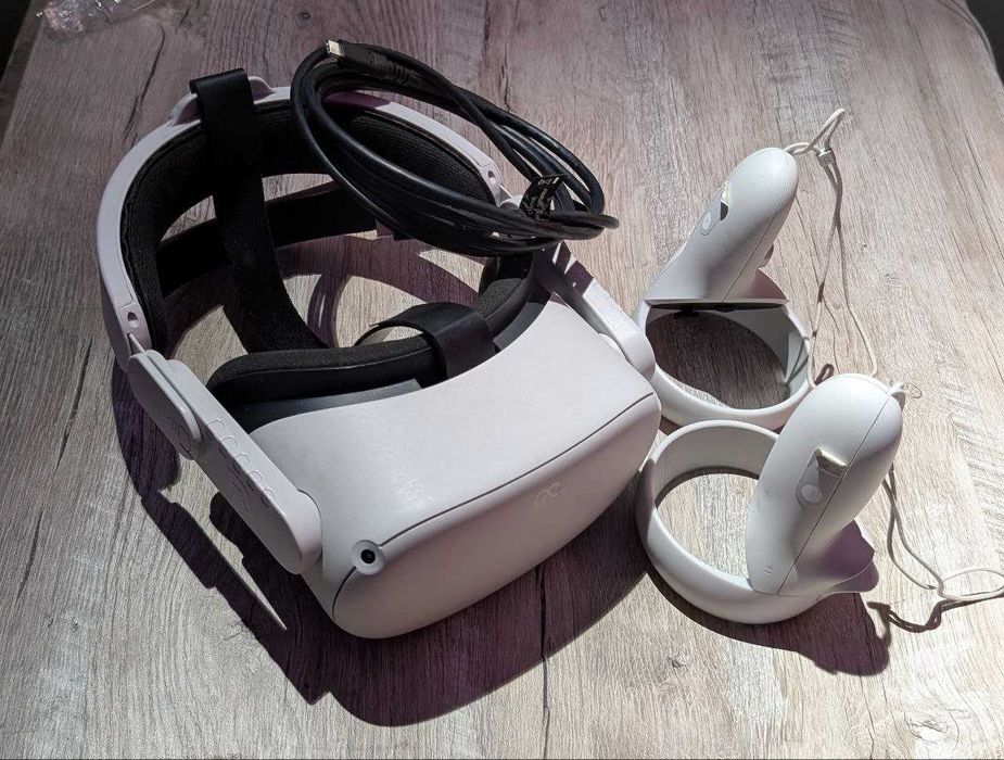 Шлем виртуальной реальности Oculus Quest 2