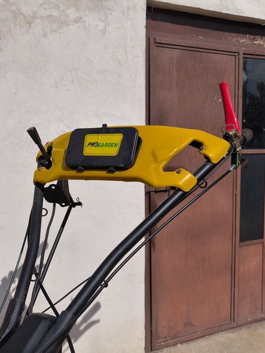 Vând motocultor ProGarden 18CP