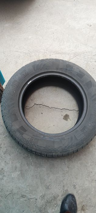 Летний шины 18/265/60 в комплекте