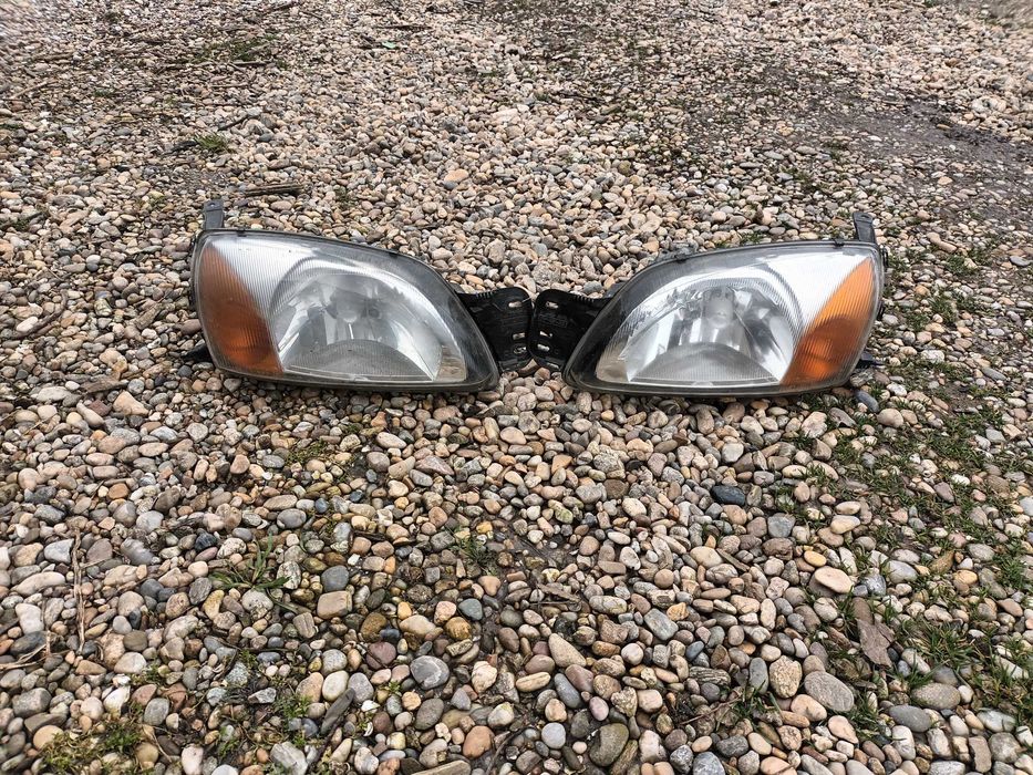 ляв и десен фар за форд фиеста 4 FORD FIESTA IV
