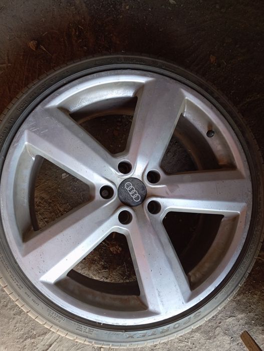 Jante Audi 19” cu anvelope 235/35 R19 – stare foarte bună