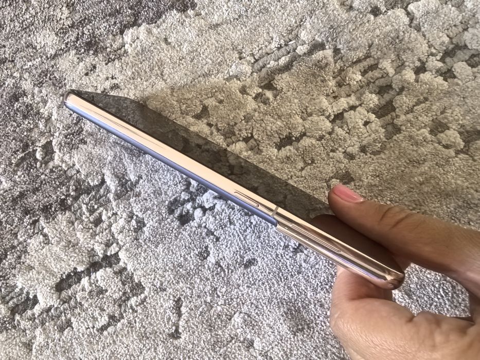 Samsung Galaxy S21 256GB (лилав) + Galaxy Watch 4 44mm (розов) – компл