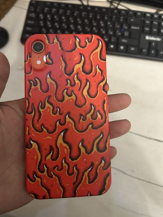 Продам iphone xr 128gb