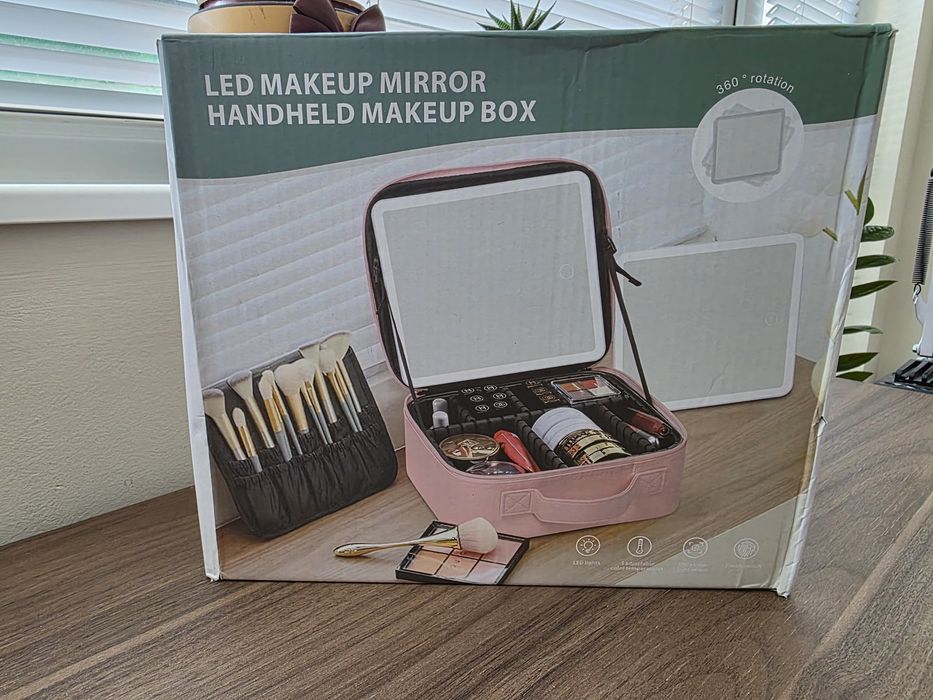 Куфарче за грим Peterson