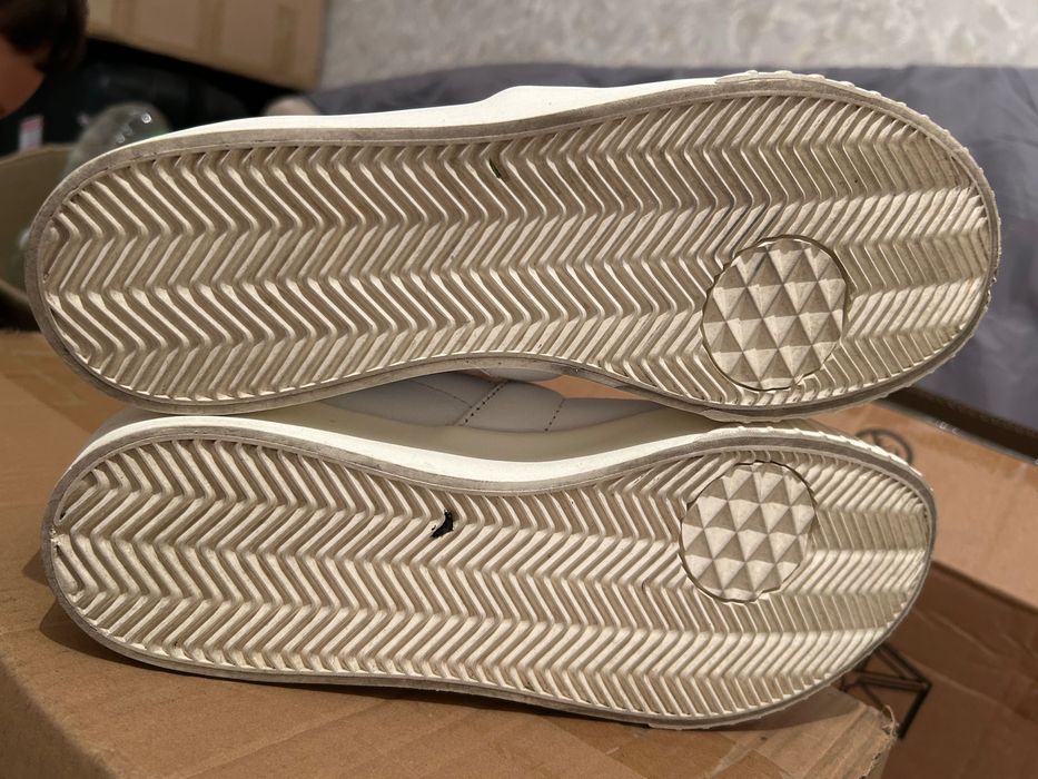 Слипоны Adidas из натуральной кожи