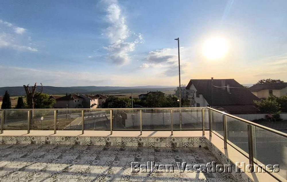 Двустаен апартамент в новопостроена сграда близо до плажа в Бяла