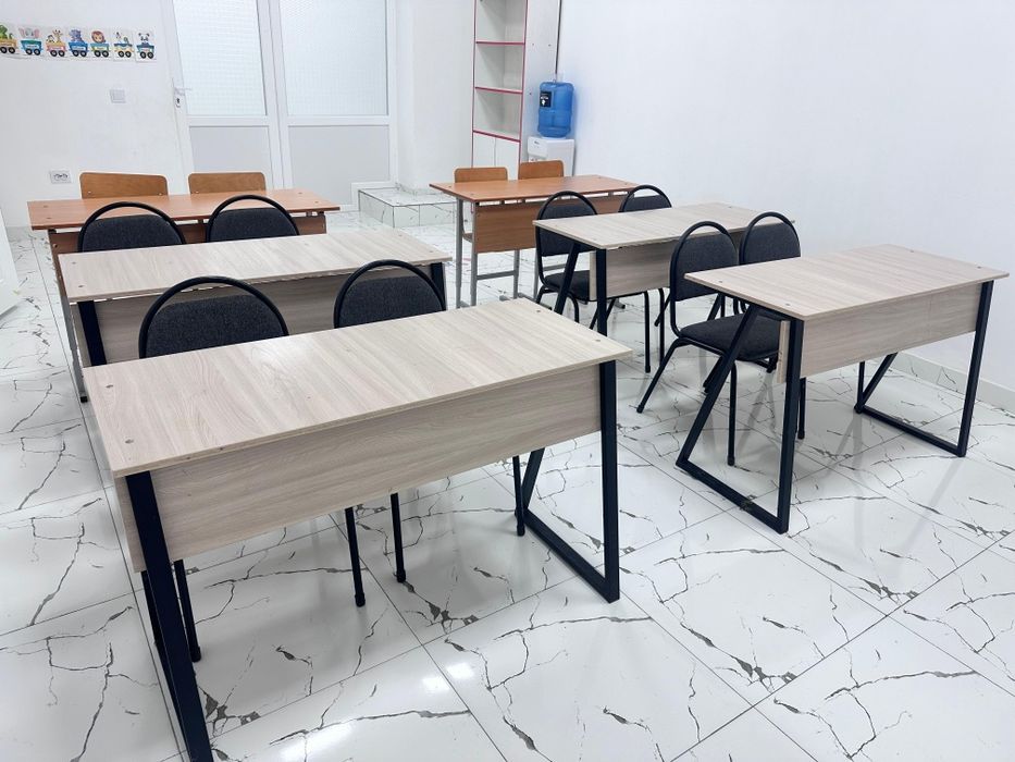 Парта стулья кулер тақта