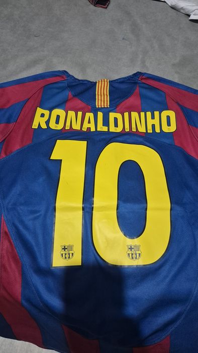 Продам футболку RONALDINHO