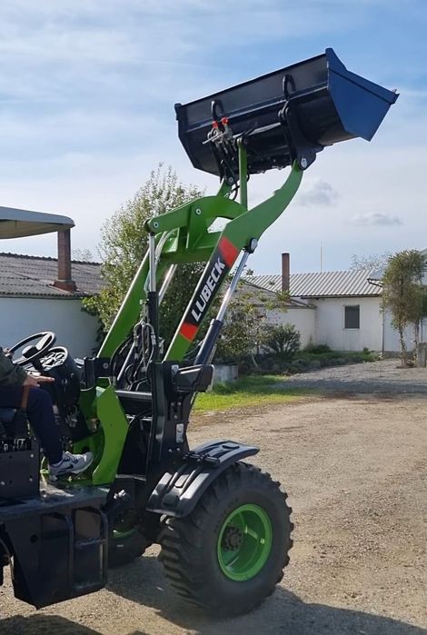 Vola 4x4  Incarcator Frontal Lubeck FR 121  Nou Garantie 2 ani