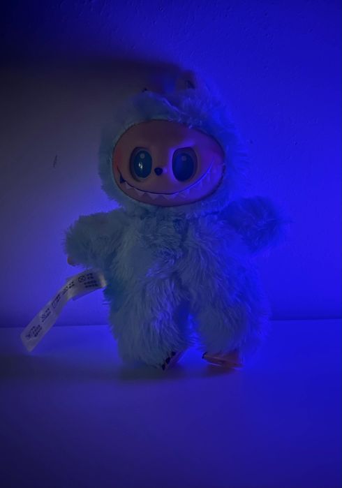 Labubu Albastru Deschis Pop Mart