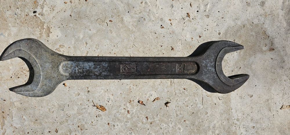 Большой газовый ключ