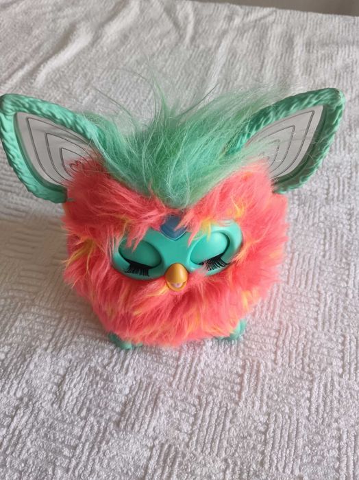Jucărie interactiv Furby