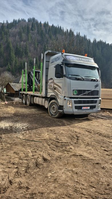 Vând  sau schimb camion volvo cu macara