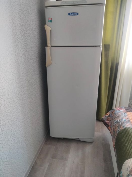 Холодильник в хорошем состоянии