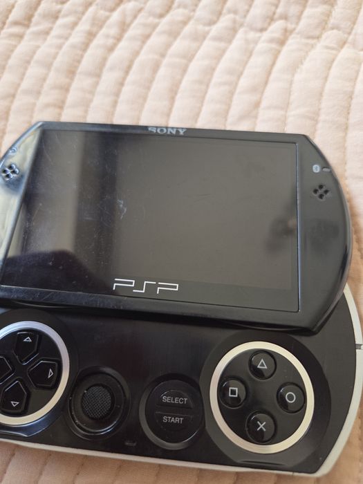 Psp go n1004 прошитая