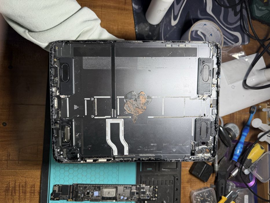 Piese iPad Pro 11” A2459 2021 – Placă de bază, carcasă, camere