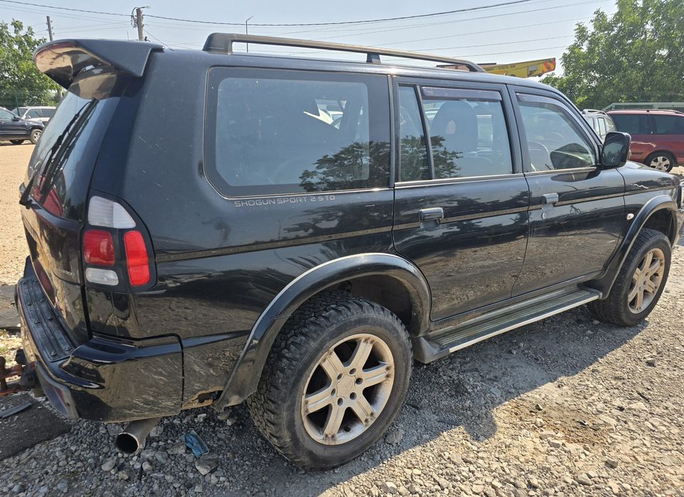 Mitsubishi pajero shogun sport 2.5td 2004 на части