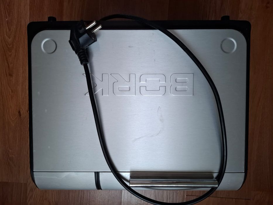 Продам хлебопечь Bork