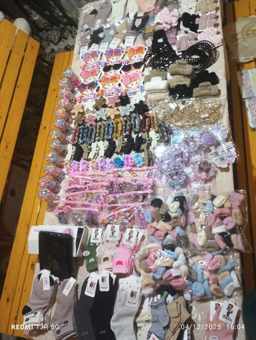 Ayollar va qizlar soch aksessuarlari