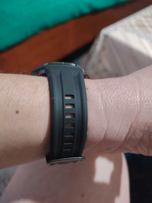 Часовник хуауей 6 про