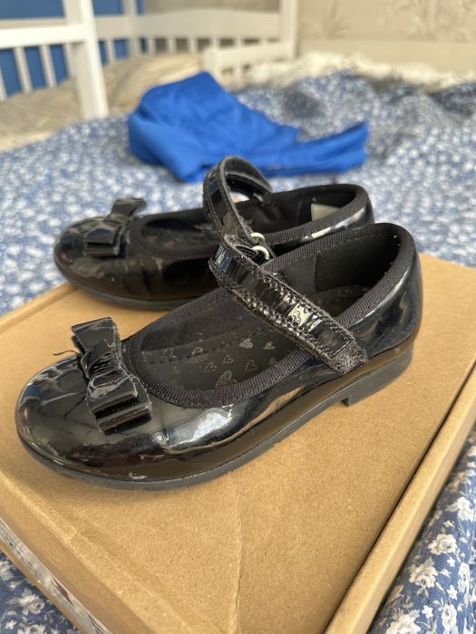 Школьные туфли Next