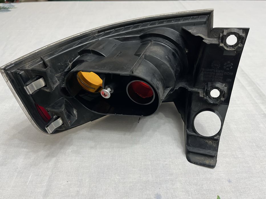 Заден,външен, ляв стоп за Seat Ibiza 2002-2008