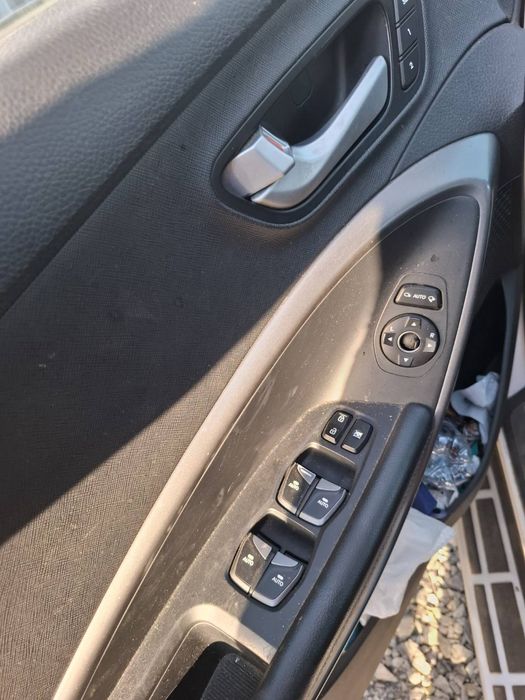 Hyundai Santa Fe 2.2 CRDI 200 к.с 2016 година  автоматик