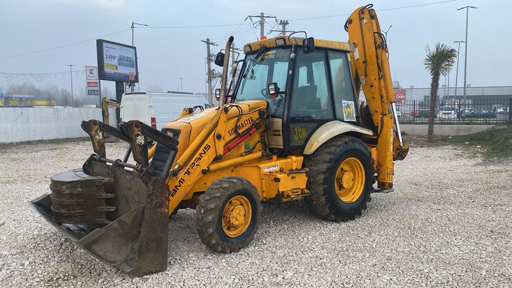 Vând BuldoExcavator JCB 3CX