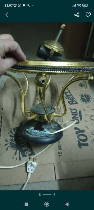 Люстра лёгкая большая город