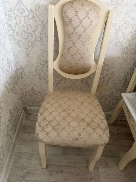 Продам стол со стульями