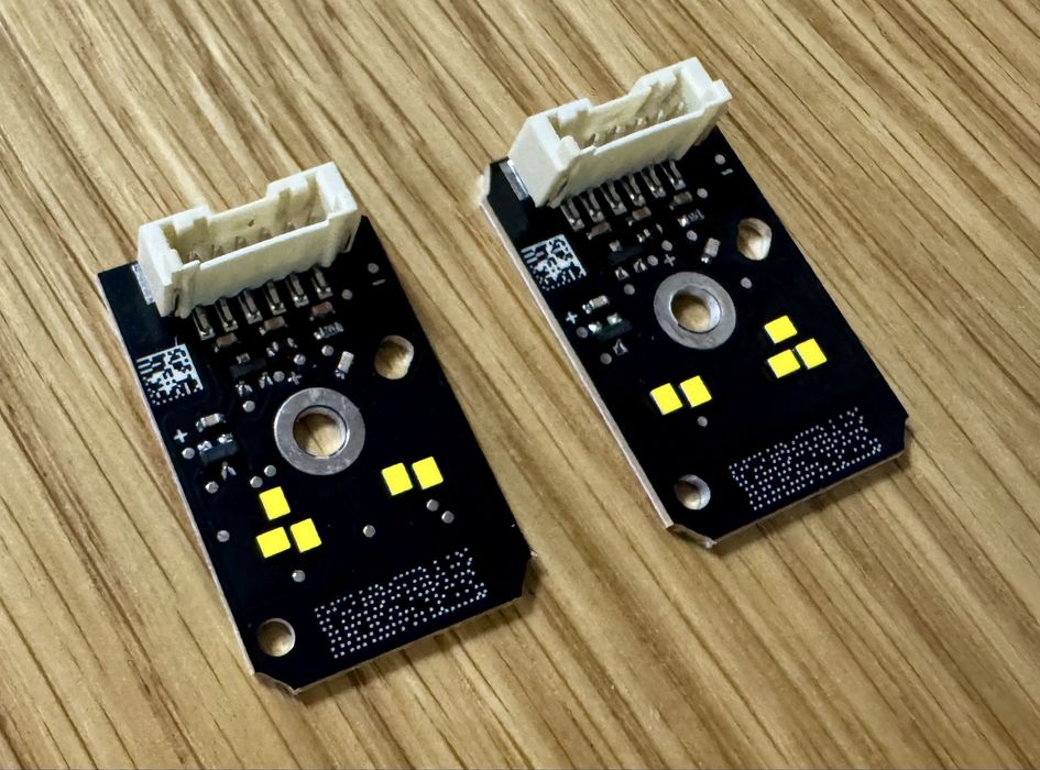 BMW G30 DRL жълт