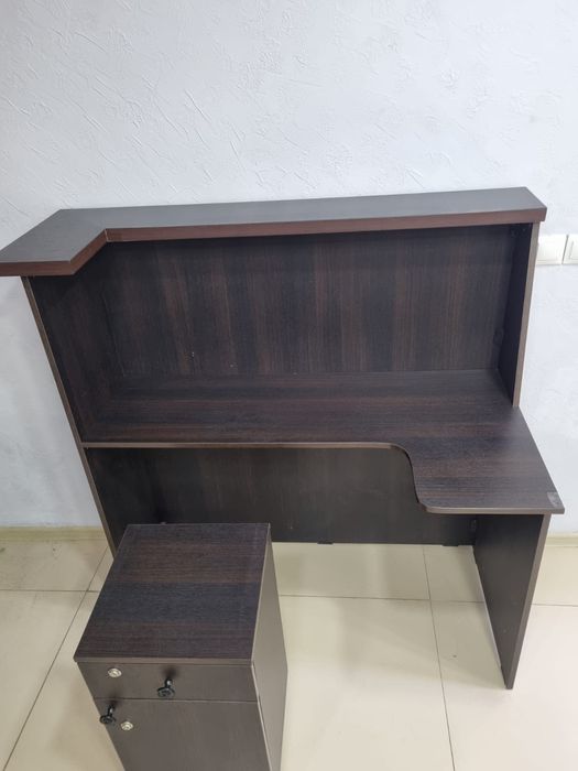 Продам стойку администратора