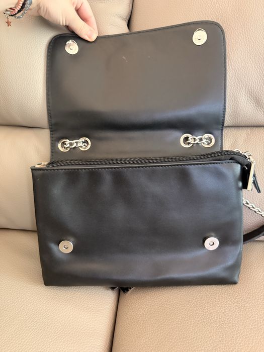 Дамска чанта Guess