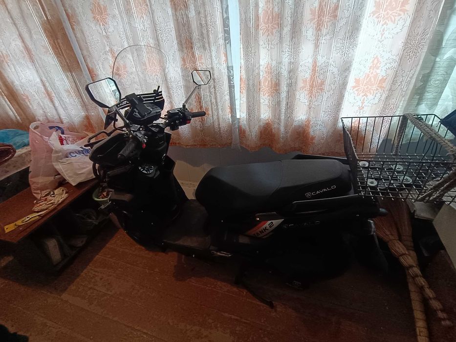Продаю скутер Tank cavallo