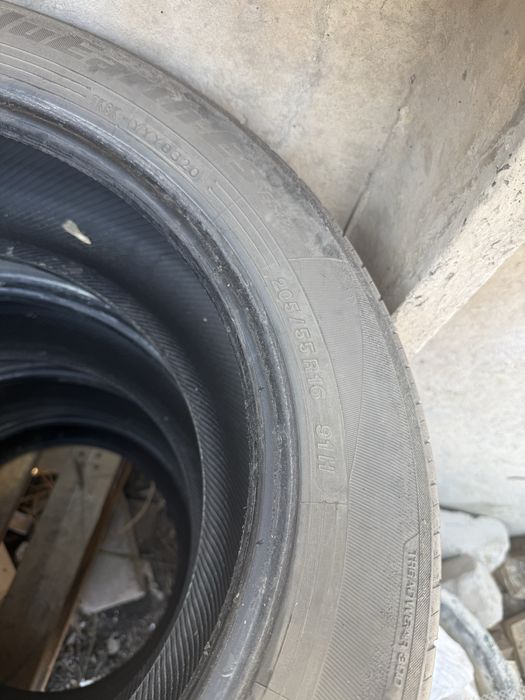Продам комплект резины на 16