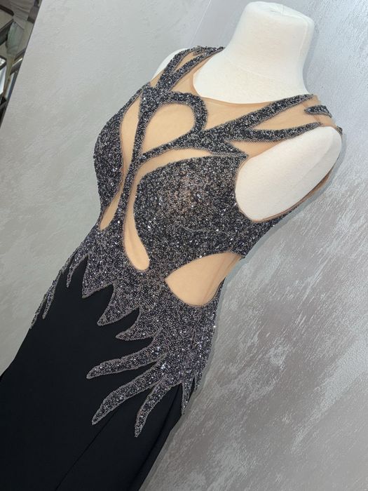 Луксозна черна рокля с камъни и цепка официална бална S M  L