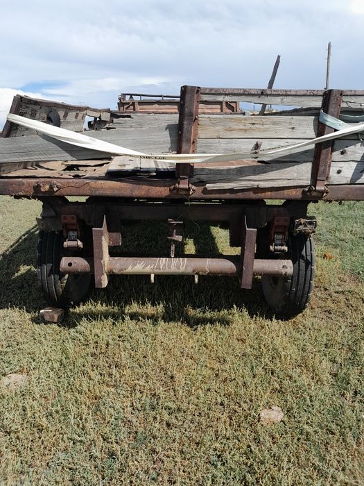 Продам прицеп ПТС4.