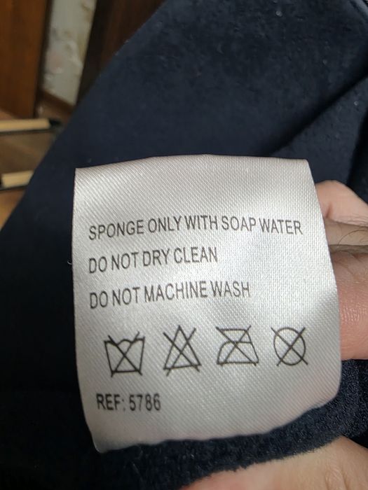 Продам фирменную куртку AGIP