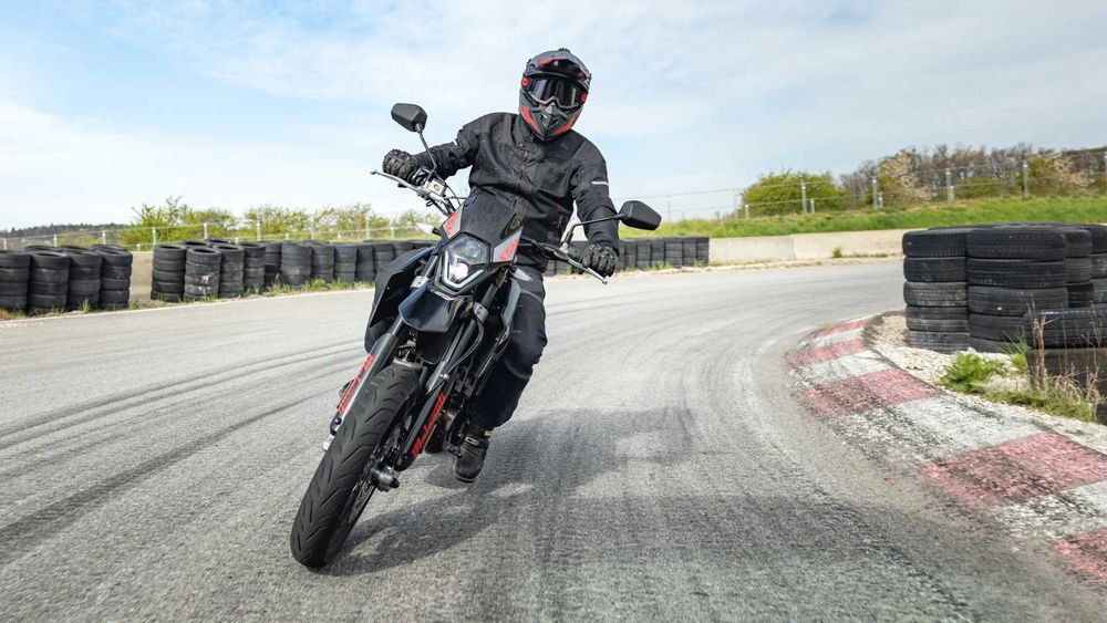 Мотоцикет  Мотор MALAGUTI XSM 125 ABS ADVENTURE 2026 НОВ 0КМ