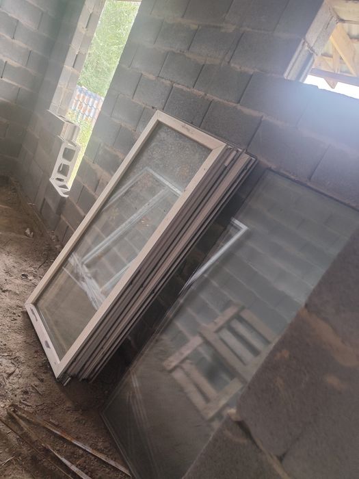 Продам окно б/у без подоконник