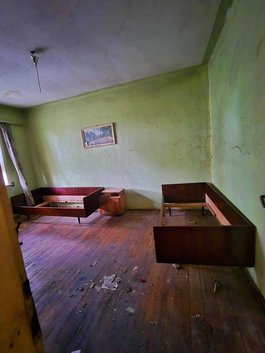 Продаваме къща гр. Искър в близост до Плевен !